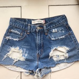 Levi’s denim shorts